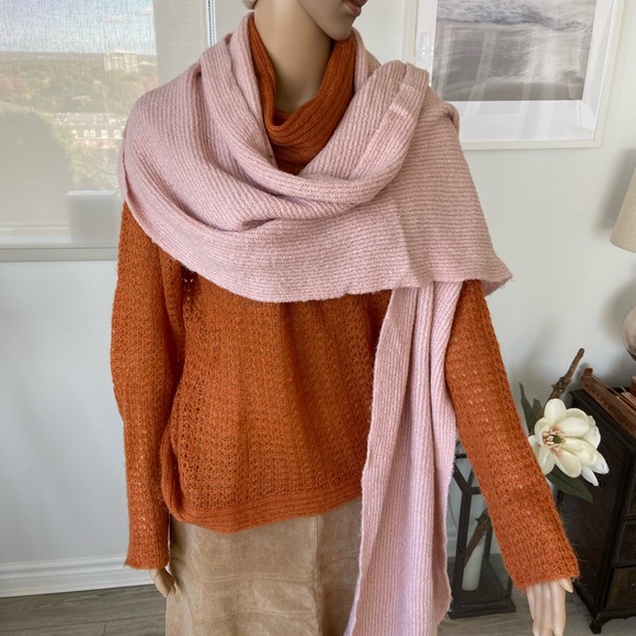 Open Weave Knit Sweater - Picture 8 of 12